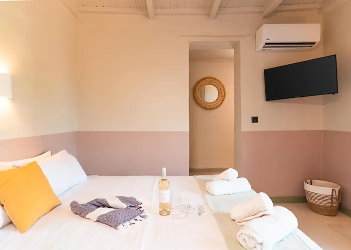 Filanthi - The Project Πανσιόν Μεθώνη