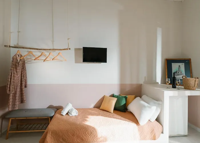 Filanthi - The Project Guest house